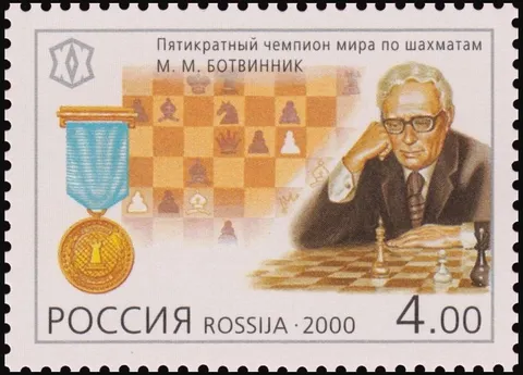 2000. M. M. Botwinnik